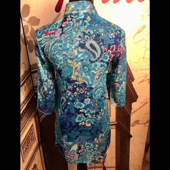 Beautiful kaftan like blouse by Qianqianxian - Picture 3 of 3